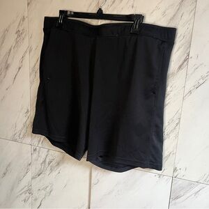 All in Motion Black Athletic Shorts SZ XL